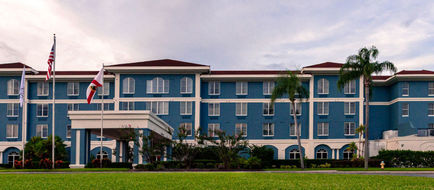 SEVEN Sebring Raceway Hotel Exterior