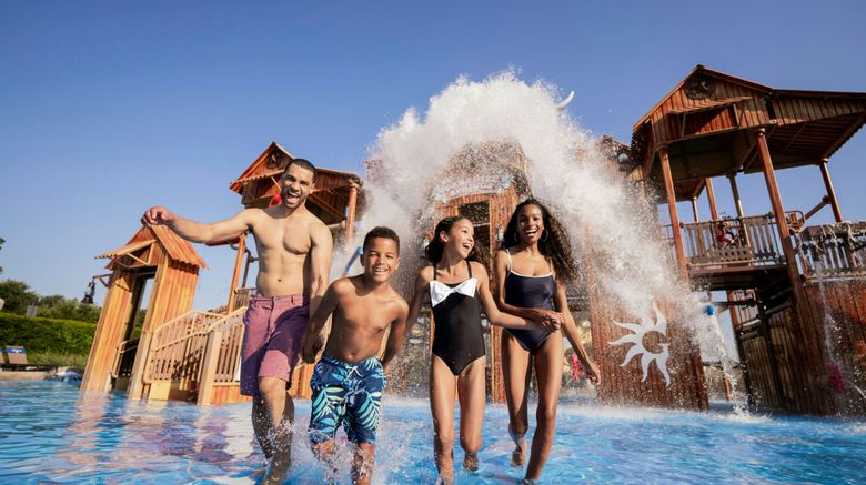 <b>Gaylord Texan Resort & Convention Center Pool</b>. Images powered by <a href="https://www.leonardoworldwide.com/" title="Leonardo Worldwide" target="_blank">Leonardo</a>.