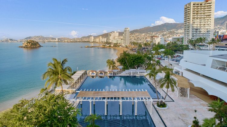 Fiesta Americana Acapulco Villas Pool