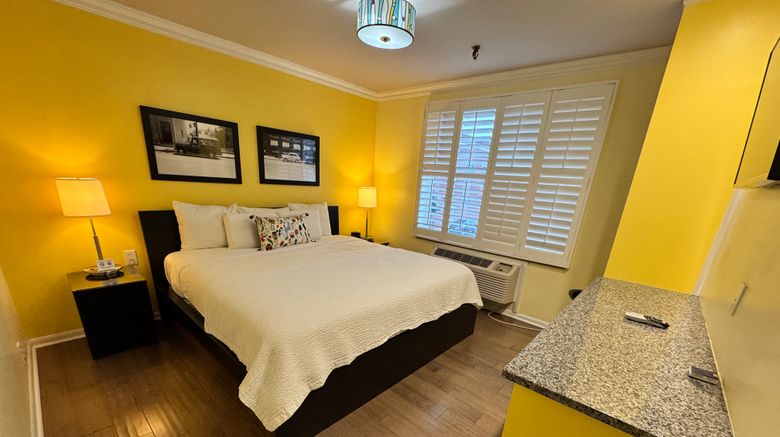 <b>The Sherman Suite</b>. Images powered by <a href="https://www.leonardoworldwide.com/" title="Leonardo Worldwide" target="_blank">Leonardo</a>.