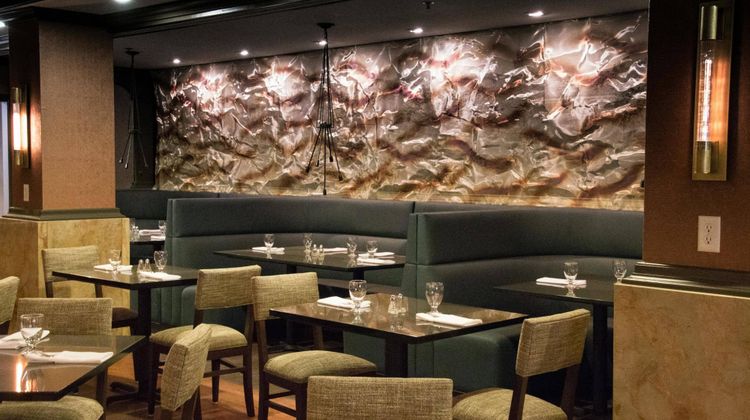 Renaissance Savery Hotel Restaurant