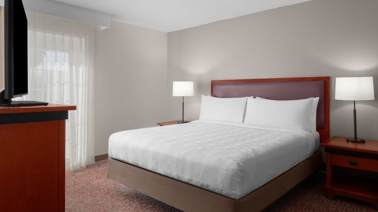 <b>Larkspur Landing Folsom Hotel Suite</b>. Images powered by <a href="https://www.leonardoworldwide.com/" title="Leonardo Worldwide" target="_blank">Leonardo</a>.