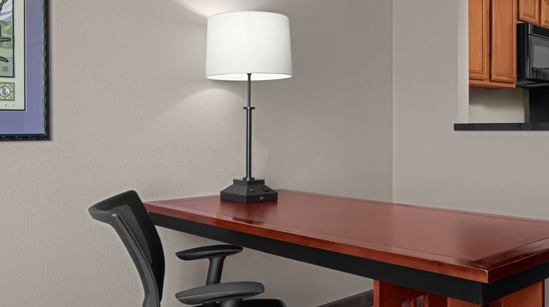 <b>Larkspur Landing Folsom Hotel Suite</b>. Images powered by <a href="https://www.leonardoworldwide.com/" title="Leonardo Worldwide" target="_blank">Leonardo</a>.