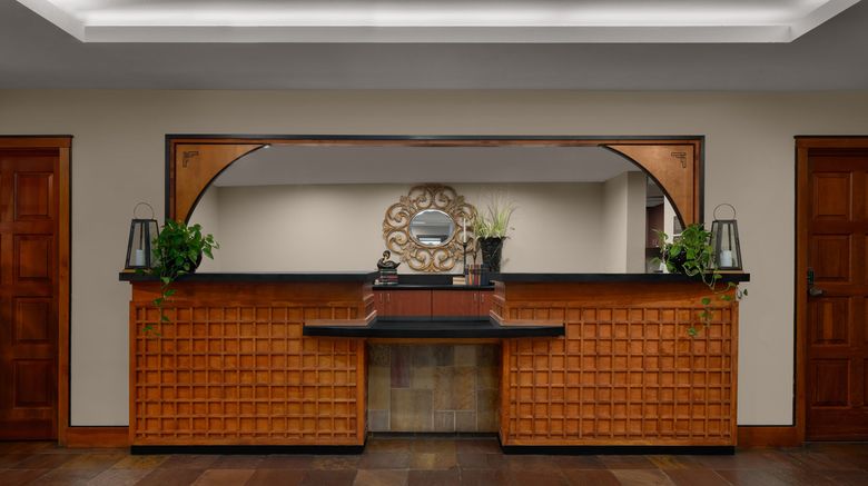 <b>Larkspur Landing South San Francisco Lobby</b>. Images powered by <a href="https://www.leonardoworldwide.com/" title="Leonardo Worldwide" target="_blank">Leonardo</a>.