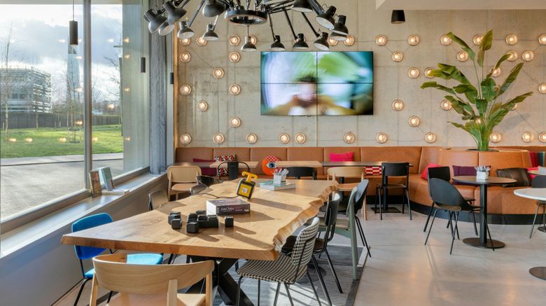 <b>Moxy Antwerp Restaurant</b>. Images powered by <a href="https://www.leonardoworldwide.com/" title="Leonardo Worldwide" target="_blank">Leonardo</a>.