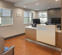 TownePlace Suites Ontario Airport Lobby