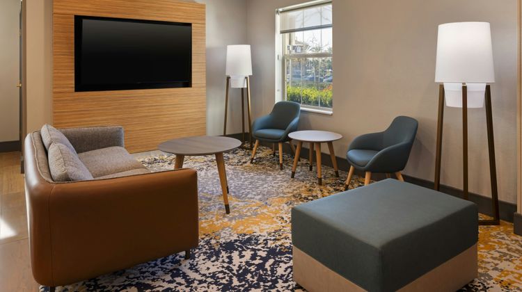 TownePlace Suites Ontario Airport Lobby