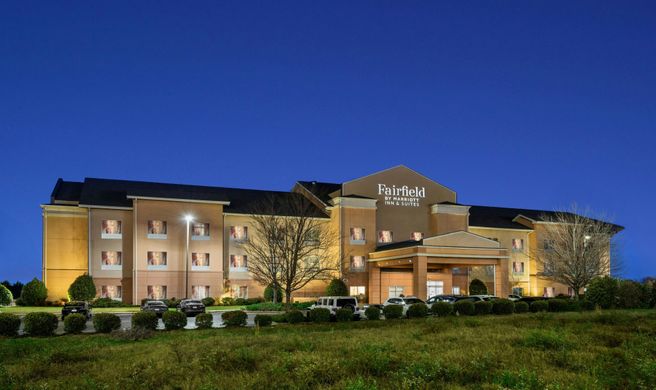 Fairfield Inn and Suites  Birmingham / F Exterior