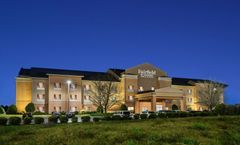 Fairfield Inn and Suites  Birmingham / F