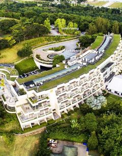 Pulse Grand Hotel