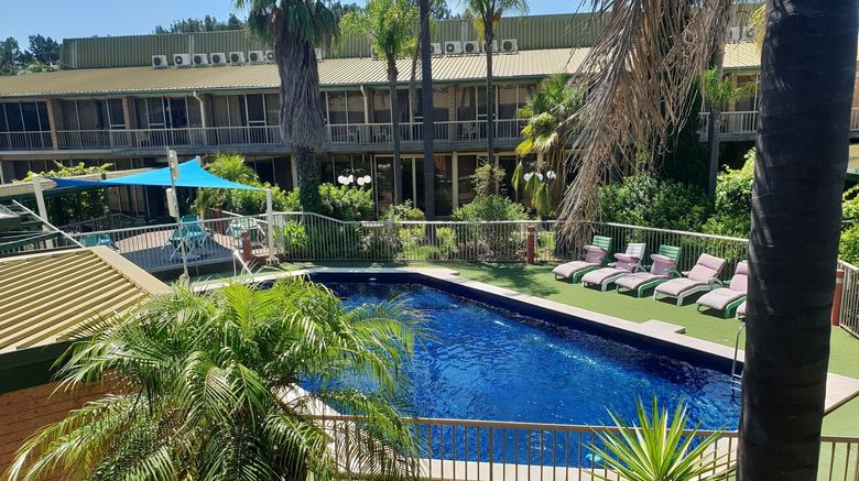 <b>The John Hunter Motel Pool</b>. Images powered by <a href="https://www.leonardoworldwide.com/" title="Leonardo Worldwide" target="_blank">Leonardo</a>.