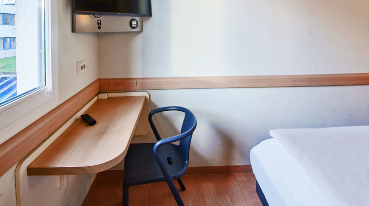 B&B Hotel Koeln Marsdorf Room