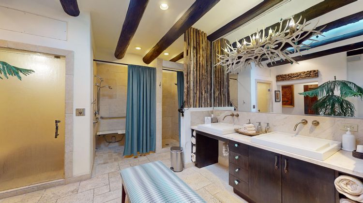 El Monte Sagrado Spa