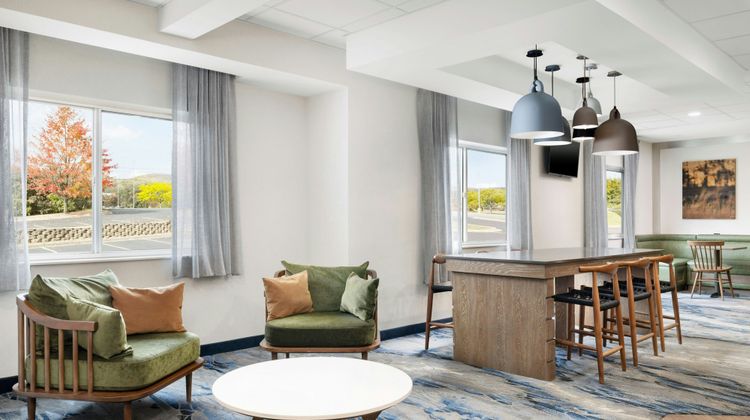 Fairfield Inn by Marriott Scranton Lobby