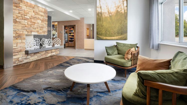 Fairfield Inn by Marriott Scranton Lobby