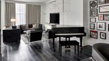 Le Pavillon Hotel Suite