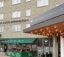 First Hotel Brommaplan Exterior