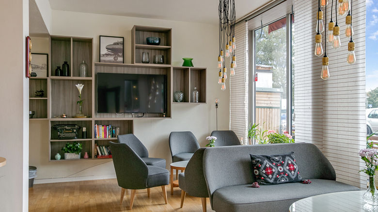 <b>First Hotel Brommaplan Lobby</b>. Images powered by <a href="https://www.leonardoworldwide.com/" title="Leonardo Worldwide" target="_blank">Leonardo</a>.