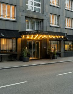 Neues Schloss Privat Hotel, Autograph