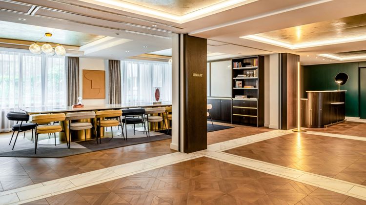 Neues Schloss Privat Hotel, Autograph Meeting