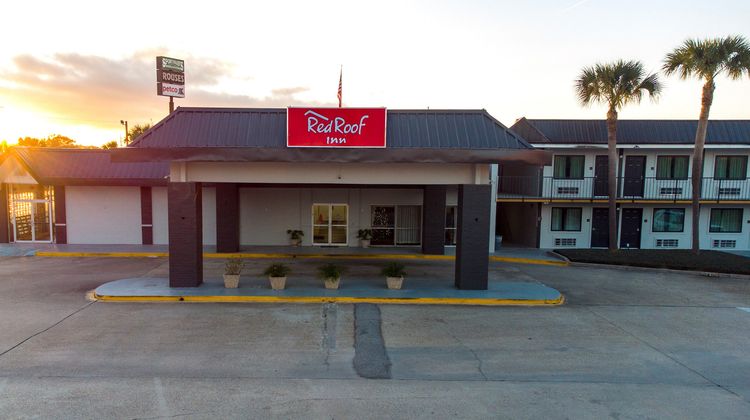 Red Roof Inn Slidell Exterior