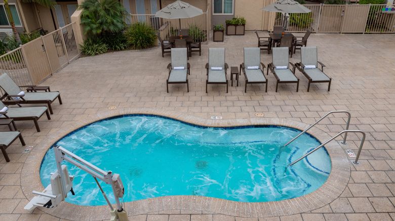 <b>Dolphins Cove Pool</b>. Images powered by <a href="https://www.leonardoworldwide.com/" title="Leonardo Worldwide" target="_blank">Leonardo</a>.