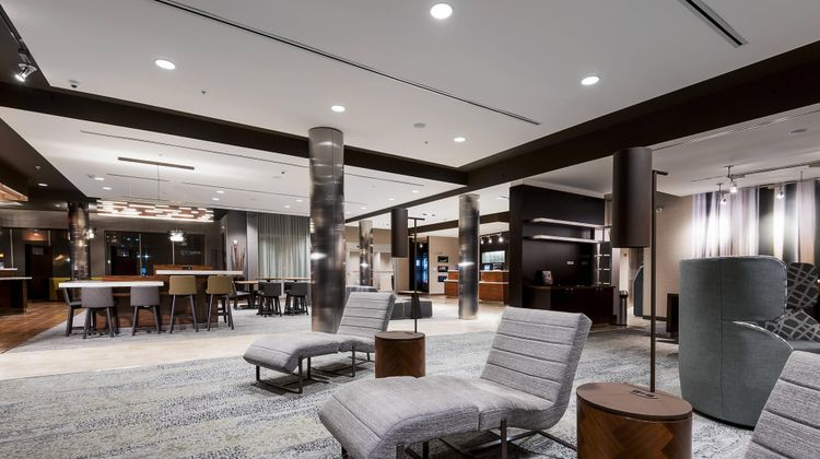 Courtyard Ardmore Lobby