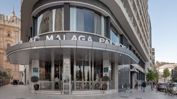 AC Malaga Palacio Exterior