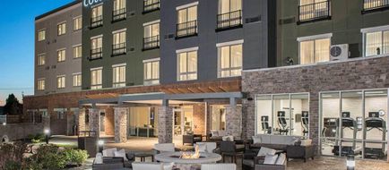 Courtyard Clifton Park Exterior