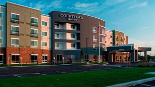 Courtyard Clifton Park