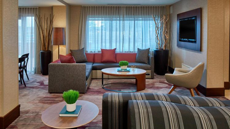 Courtyard by Marriott Albany Thruway Lobby
