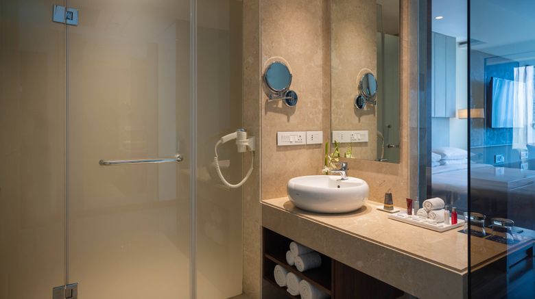 <b>Renaissance Ahmedabad Hotel Room</b>. Images powered by <a href="https://www.leonardoworldwide.com/" title="Leonardo Worldwide" target="_blank">Leonardo</a>.