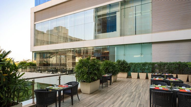 Renaissance Ahmedabad Hotel Restaurant