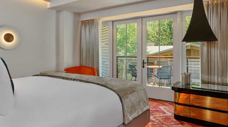 <b>W Aspen Room</b>. Images powered by <a href="https://www.leonardoworldwide.com/" title="Leonardo Worldwide" target="_blank">Leonardo</a>.