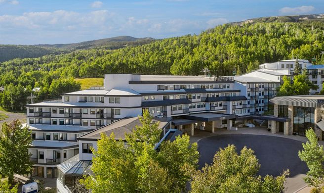 Viewline Resort Snowmass Exterior