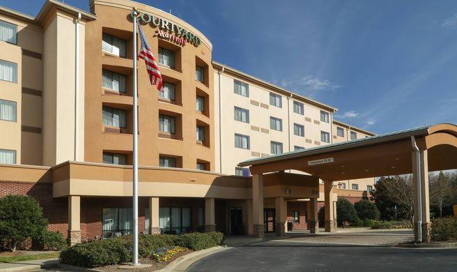 Courtyard Atlanta Buford Mall of Georgia Exterior