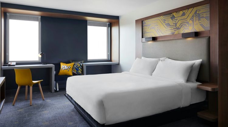 aloft Atlanta Downtown Room