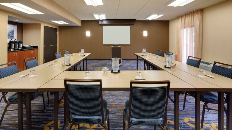 <b>Courtyard Atlanta Windy Hill/Ballpark Meeting</b>. Images powered by <a href="https://www.leonardoworldwide.com/" title="Leonardo Worldwide" target="_blank">Leonardo</a>.