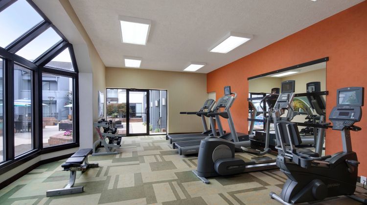 Courtyard Atlanta Windy Hill/Ballpark Health Club