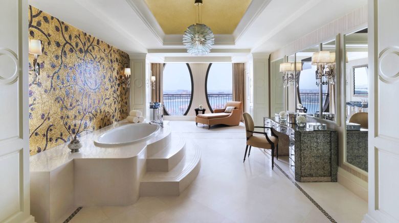 <b>The Ritz-Carlton Abu Dhabi, Grand Canal Room</b>. Images powered by <a href="https://www.leonardoworldwide.com/" title="Leonardo Worldwide" target="_blank">Leonardo</a>.