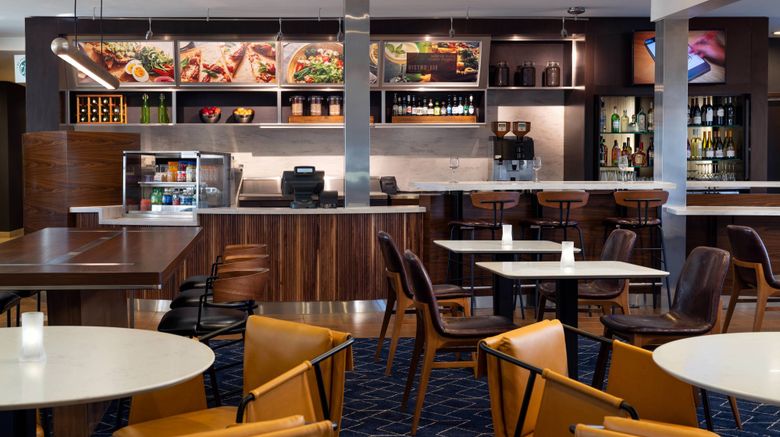 <b>Courtyard by Marriott Bakersfield Restaurant</b>. Images powered by <a href="https://www.leonardoworldwide.com/" title="Leonardo Worldwide" target="_blank">Leonardo</a>.