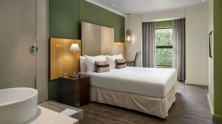 Protea Hotel Willow Lake Room
