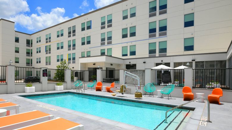 <b>Aloft Round Rock Pool</b>. Images powered by <a href="https://www.leonardoworldwide.com/" title="Leonardo Worldwide" target="_blank">Leonardo</a>.