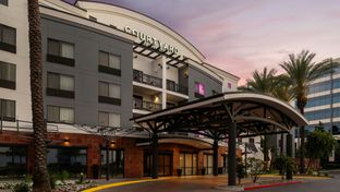 Courtyard Los Angeles Burbank Airport