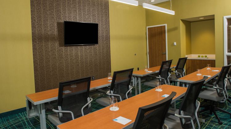 SpringHill Suites Buffalo Airport Meeting