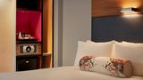 Aloft Birmingham Eastside Room