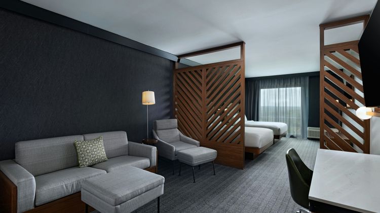 Courtyard Austin Dripping Springs Suite