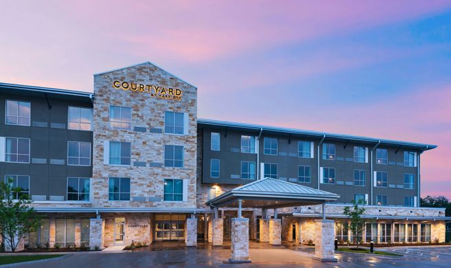 Courtyard Austin Dripping Springs Exterior