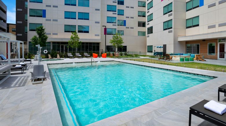 <b>Aloft Austin Southwest Pool</b>. Images powered by <a href="https://www.leonardoworldwide.com/" title="Leonardo Worldwide" target="_blank">Leonardo</a>.