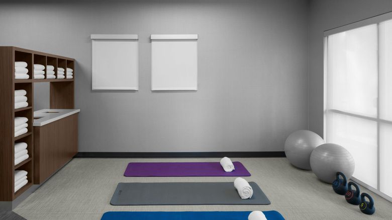 <b>Courtyard Los Angeles Burbank Airport Health Club</b>. Images powered by <a href="https://www.leonardoworldwide.com/" title="Leonardo Worldwide" target="_blank">Leonardo</a>.